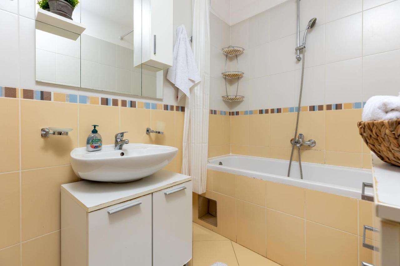 Karlita Apartment Salona Kültér fotó